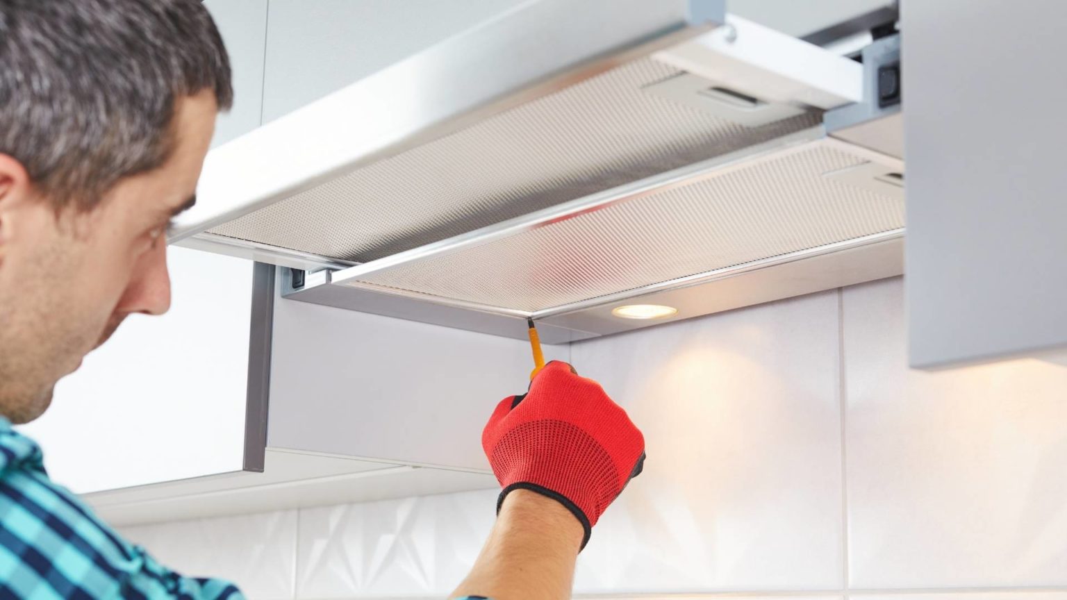 How to Install a Range Hood Vent Through Ceiling? (StepbyStep
