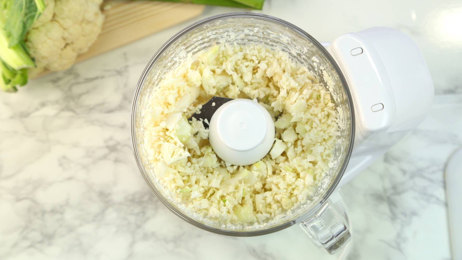 Can A Blender Be Used As A Food Processor? (How to Use) Kitchenfeeds