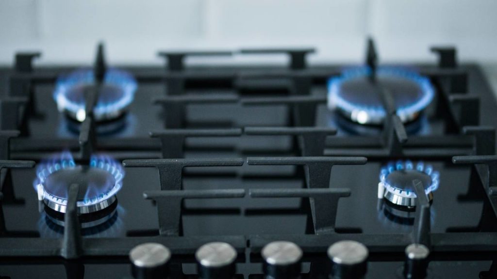 gas using a cooking foods