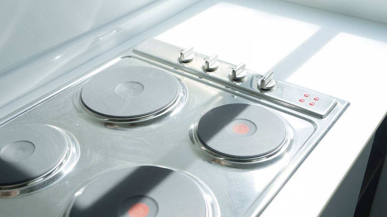 10 Best Portable Induction Cooktop (2022) Kitchenfeeds